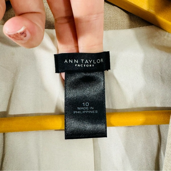 Ann Taylor/ Loft Tan Women's Formal Career One Button Blazer Size 10 - Picture 6 of 9